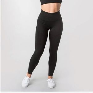 Alphalete leggings